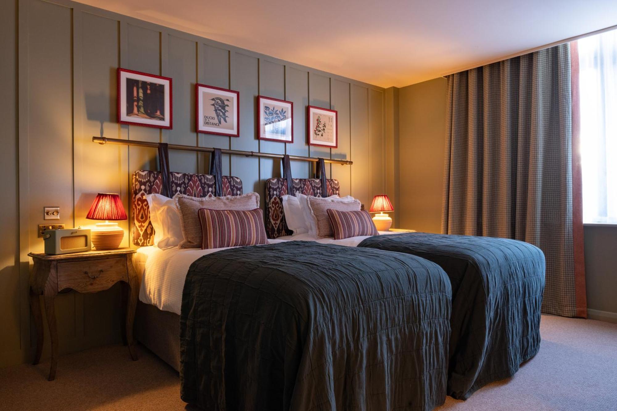 The Royal Forest - A Heartwood Inn Чингфорд Экстерьер фото