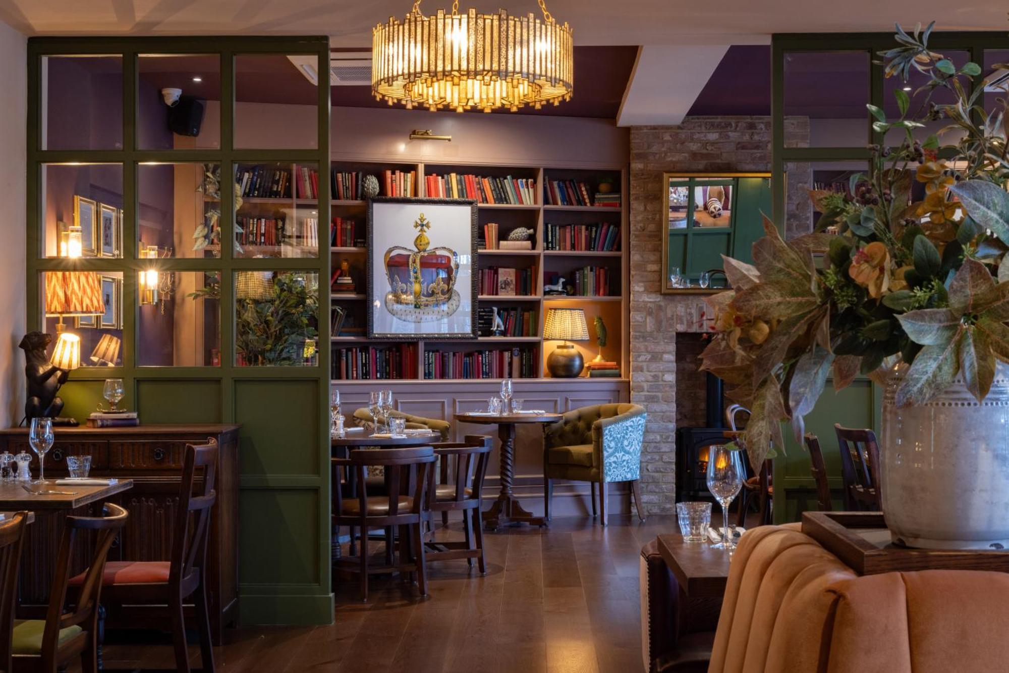 The Royal Forest - A Heartwood Inn Чингфорд Экстерьер фото