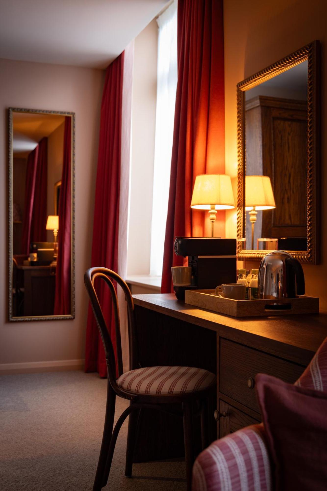 The Royal Forest - A Heartwood Inn Чингфорд Экстерьер фото