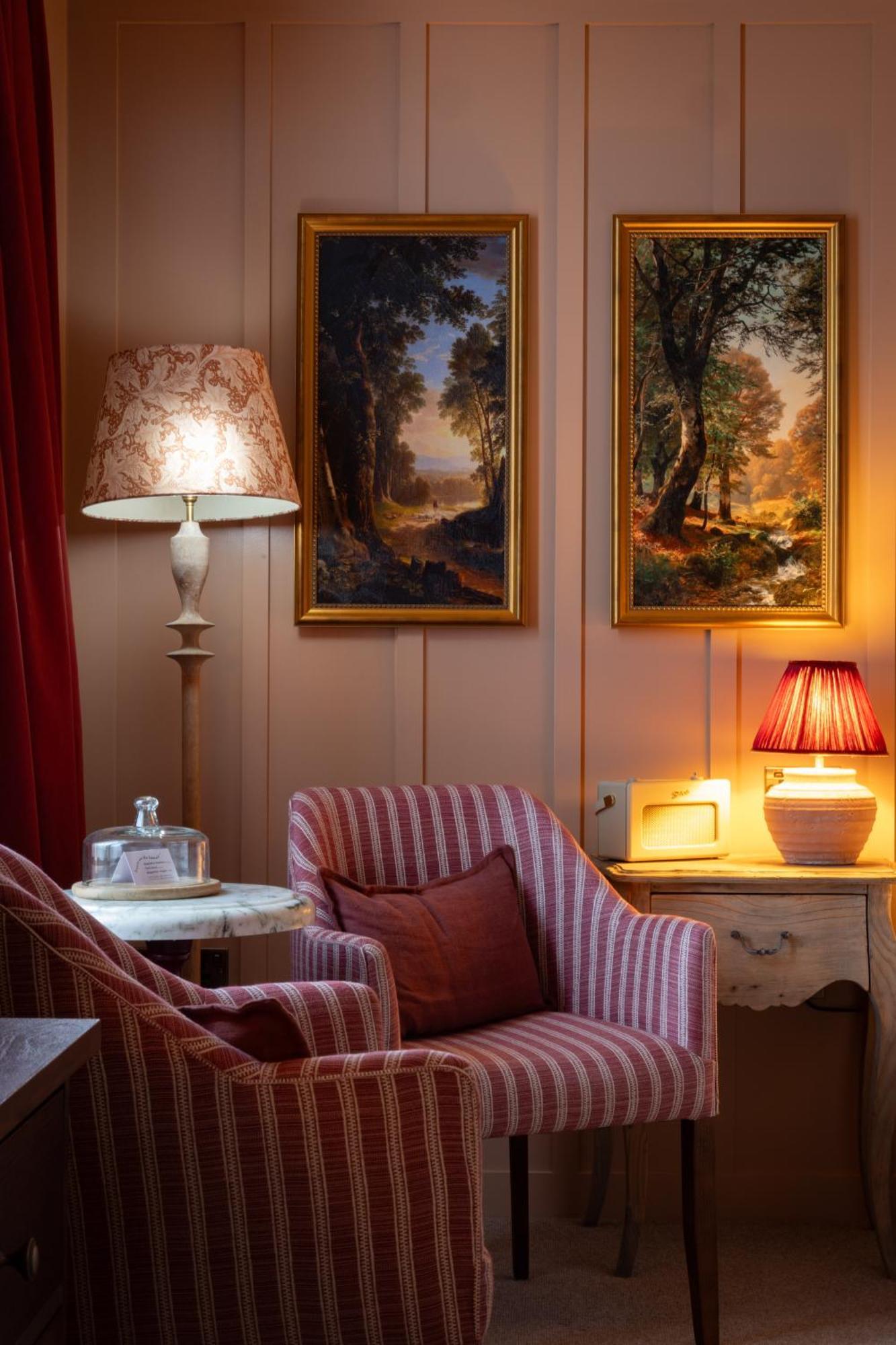 The Royal Forest - A Heartwood Inn Чингфорд Экстерьер фото